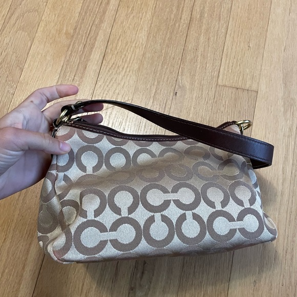 Y2K coach shoulder bag in excellent condition - Picture 6 of 6